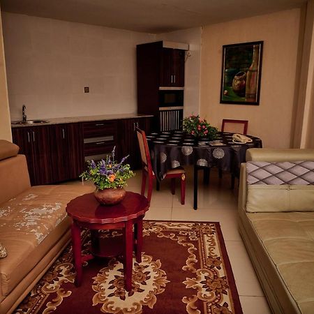 Barcelona Hotels, Abuja Mobushipe Dış mekan fotoğraf