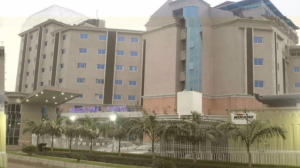 Barcelona Hotels, Abuja Mobushipe Dış mekan fotoğraf