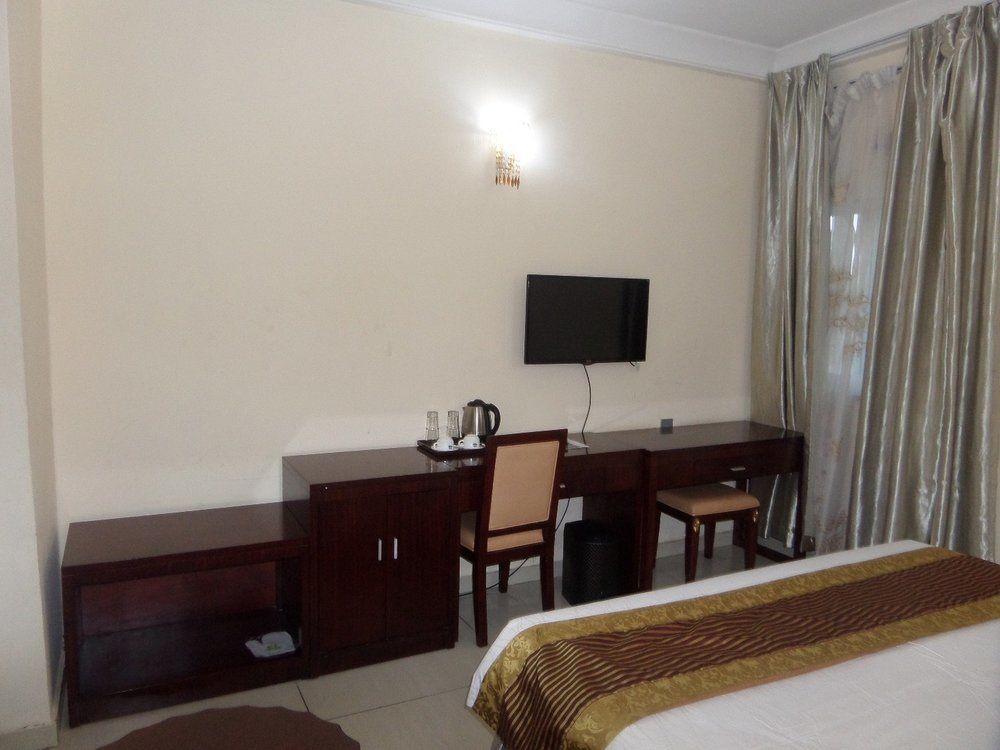 Barcelona Hotels, Abuja Mobushipe Dış mekan fotoğraf